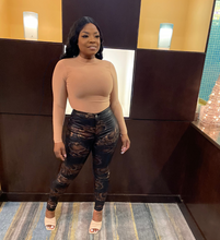 Load image into Gallery viewer, Black Super Snake Skin Print High-Waisted Leggings – 3D Snake Print with Gold Accents