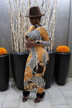 Load image into Gallery viewer, chain print long sleeve maxi