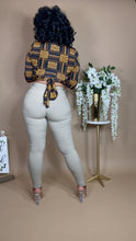 Load image into Gallery viewer, Super Bang Skinny Jeans - High Waist Soft Skinny Jeans
