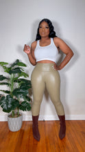 Load image into Gallery viewer, FINESSE FAUX LEATHER LEGGINGS
